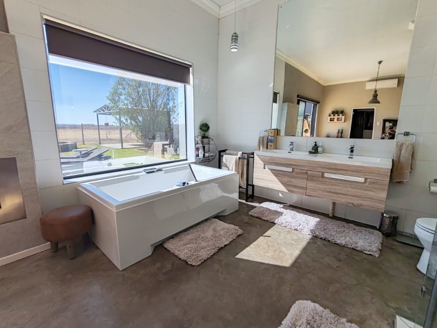 3 Bedroom Property for Sale in Grimbeeck Park North West